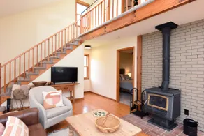 Peaceful House On River- Perfect  Mountain Getaway - Image 3
