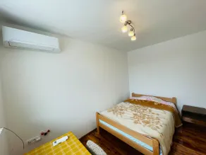 Spacious Villa Above Beach - Image 5