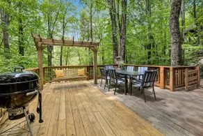 Creekside Retreat | Hot Tub & Firepit | Sleeps 8 - Image 4