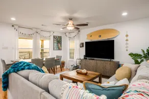 Ocean Sunrise Views, 3 Bedrooms, Sleeps 12 - Image 2