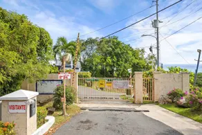 La Casa Blanca “jungle oasis” short walk to beach - Image 3