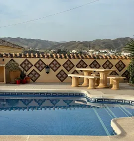 Al fresco living with private pool - Image 3