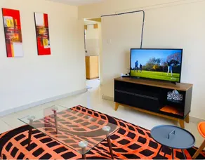 Lovely 2 bedroom apartment - Image 3