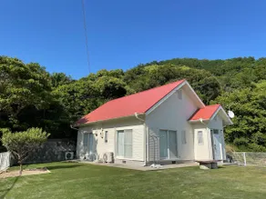 A house overlooking the mountains and the Seto Inland Sea. A private space with a spacious garden - Image 3