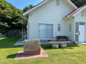 A house overlooking the mountains and the Seto Inland Sea. A private space with a spacious garden - Image 4