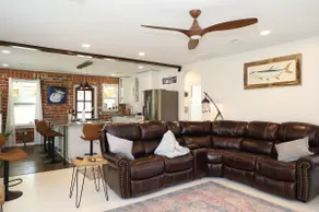 Cozy Bayou Home & game room near NAS Dtown Beaches - Image 2