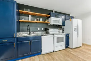 A beautiful 3 bedroom with a yard in NOLA! - Image 4