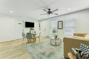 A beautiful 3 bedroom with a yard in NOLA! - Image 3