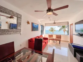 Lovely 2 bedroom with pool great view of ocean - Image 2