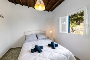 Pauvre Maison with sea View - Image 5