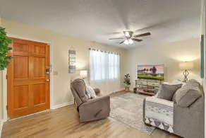 Near Charleston 3 Bed w/Fenced Yard Near Beach! - Image 4