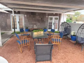 Newly Renovated Centrally Located 1Bd Luxury Condo - Image 2