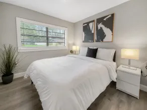 Exclusive Vacation Home near Bush Gardens - Image 5