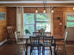 Lalaland Cottage: 10-Acres Getaway Across Mazinaw - Image 4