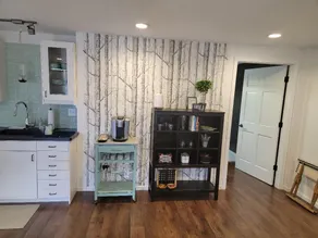 1st STREET URBAN SUITE: Gorgeous, fantastic locale - Image 5