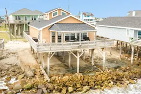 Waterfront...Breathtaking View...Great Fishing...Beautiful Home!!! - Image 2
