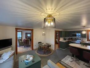 Mid-Century Vibe, Close Downtown/Concerts, New ACs - Image 3