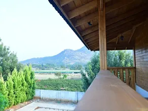 Tansi Pool Villa and Nandi Hills - Image 5