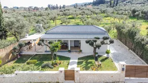 Armando Cottage - Private Nature Retreat with BBQ to Experience Magical Greek Hospitality By Villa Mana Gers - Image 2