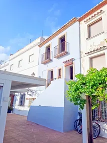 A charming fisherman's house facing the port - Image 2