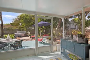 Key west suite with a hot tub and heated pool - Image 2