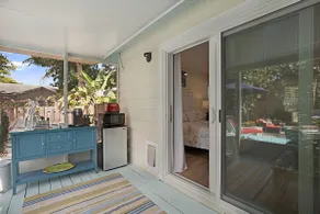 Key west suite with a hot tub and heated pool - Image 4