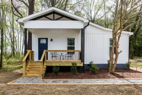 Garner Getaway - Newly Renovated 3Br/2Ba - Image 2