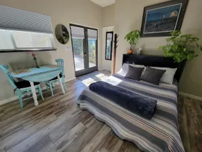 Serenity Studio - peace, quiet and a hot tub - Image 4