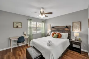 Central Frisco Townhouse | Walk to Cafes & Bars - Image 3