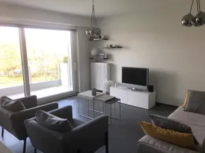 Sunny apartment near marina city and beach - Image 2