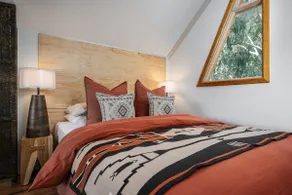 Little Olive Cabin - Image 4