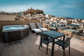 Cittadella View Luxury Penthouse  - Image 2