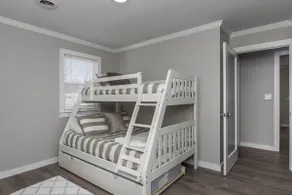 Newly remodeled! 1 Block to Beach +Free WiFi - Image 5