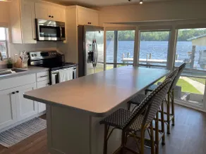 St Johns Riverfront Updated Spacious Home - Image 4