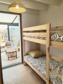 Apartment near the ocean - Image 3