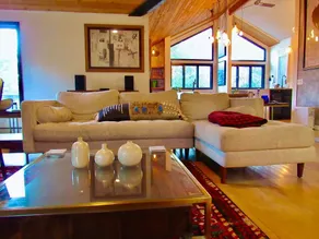 Sugarbush Haus. Chic and Modern Ski House - Image 3