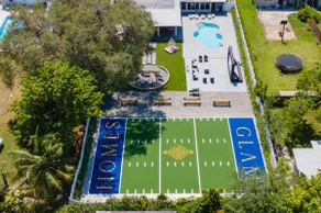 Colossal Football Field Villa | Gym|Cinema|Terrace - Image 2
