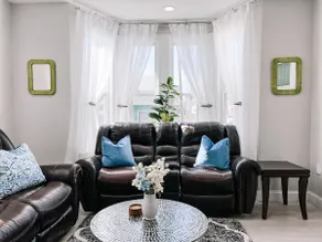 Spacious 2B Entire Home near Boston, Salem& Encore - Image 2
