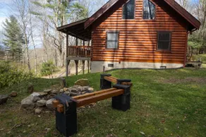 Tucked Inn SG: Boone Cabin with Hot Tub + Views - Image 5