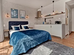 BlueApartPL Luxury studio with balcony AH 15 - Image 5