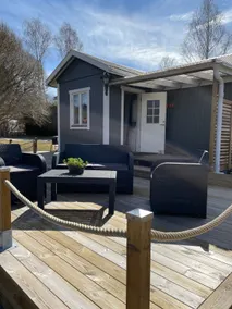 Cozy cottage near water and hiking trail - Image 3