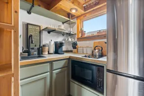 Comfy condo with loft by the beach! - Image 3