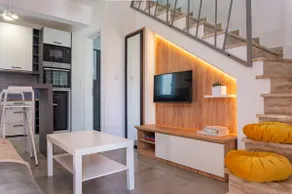 Alatou house - Image 3