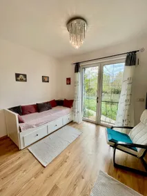 Garden apartment with a view of the storks - Image 5