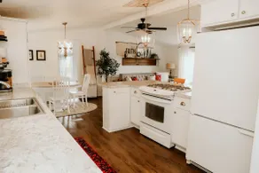 Woodstone Cottage in the Heart of Amish Country - Image 4