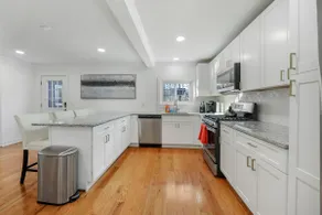 Cozy 4BR Colonial, Walk to Downtown Lee - Image 5