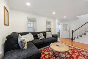 Cozy 4BR Colonial, Walk to Downtown Lee - Image 2