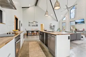 Serenity Over 5 Acres: Historic Triangle Haven - Image 4