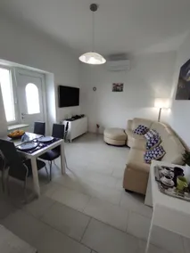 vacation home in rental unit - Image 4
