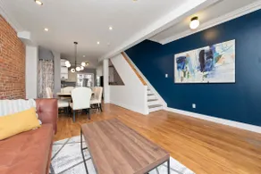 Spacious Century Townhome near Byward Market - Image 2